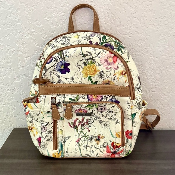 EUC Multi Sac Floral Cream Backpack - Picture 1 of 7
